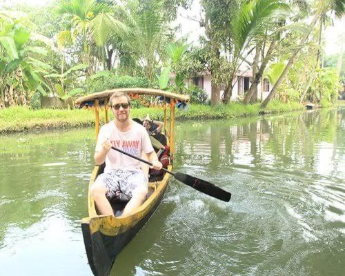 Marari Beach Cleetus Homestay Mararikulam Buitenkant foto