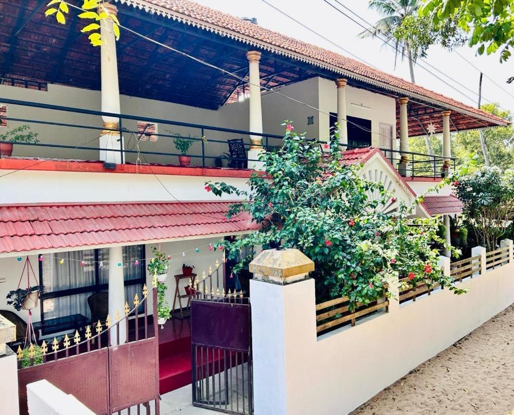 Marari Beach Cleetus Homestay Mararikulam Buitenkant foto
